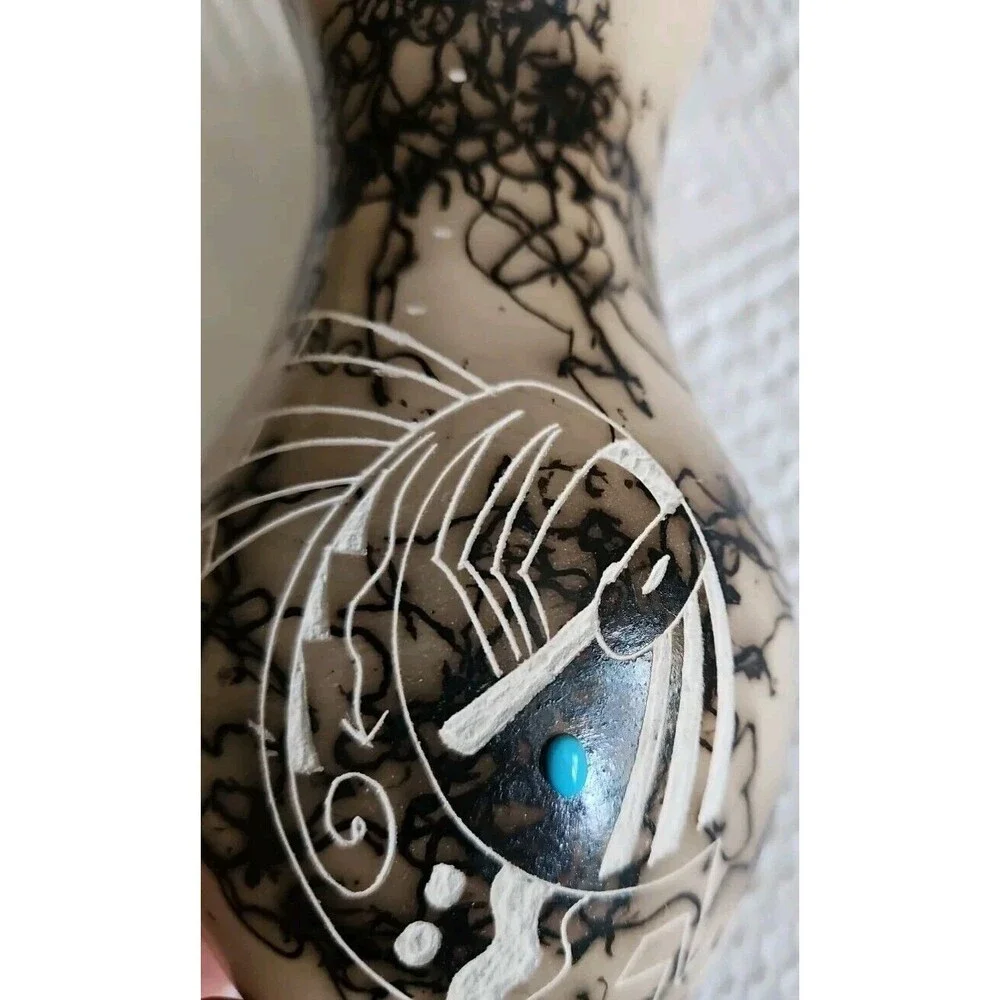 Vintage Navajo Horsehair Etched Pottery Vase Signed Numbered 6
